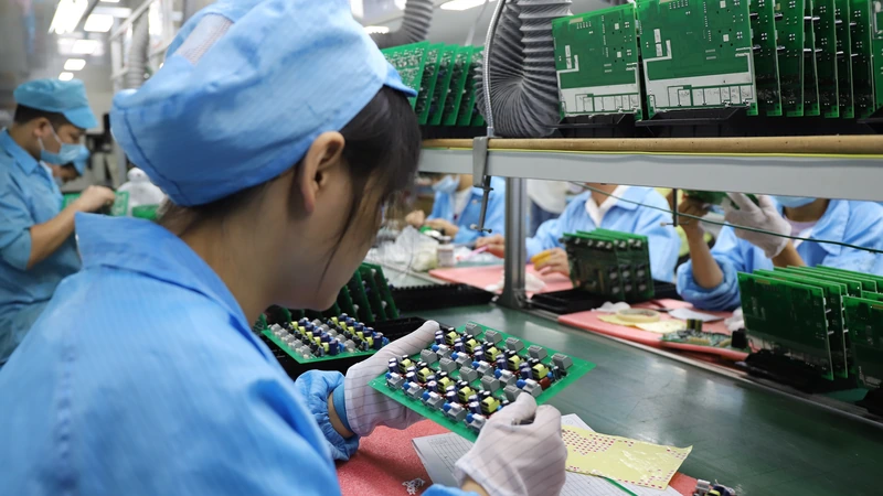 PCB Soldering and Rework